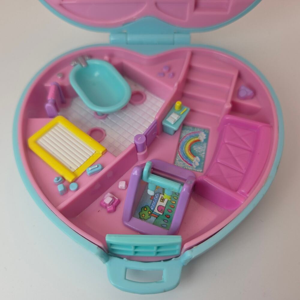 Vintage 1994 Polly Pocket Bluebird Babytime Fun Compact + 1 Baby Figure - Picture 5 of 8